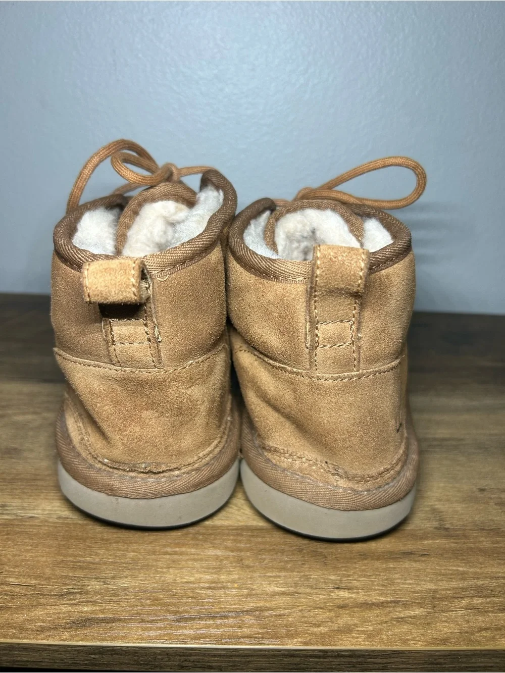 Women’s Suede Lace-Up Winter Chukka Boots in Tan